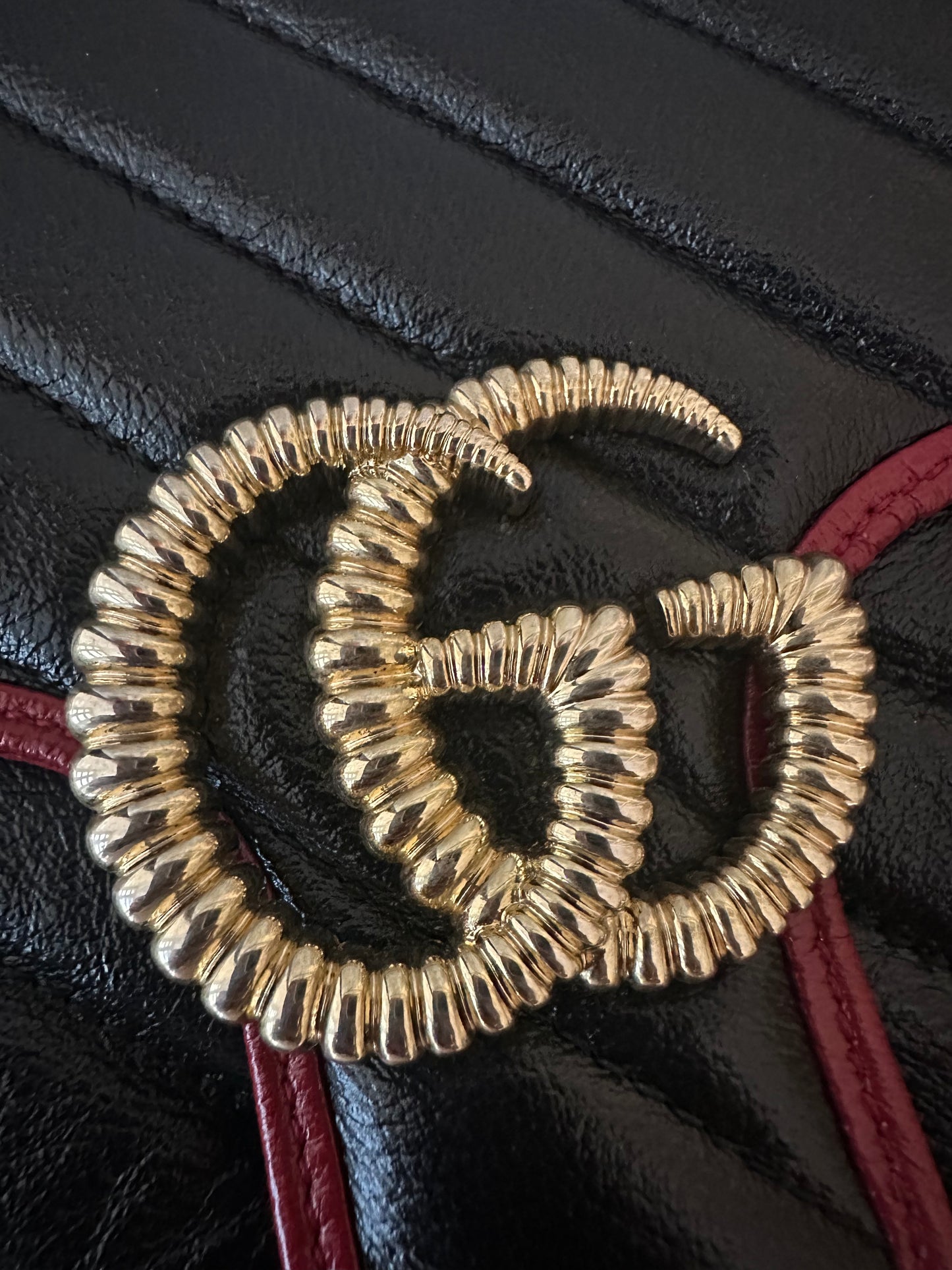 Gucci Black/Red Quilted Marmont Bag
