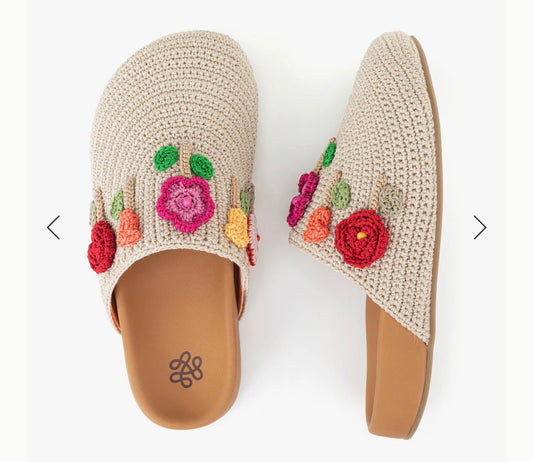 Bolinas Clog Flower Crochet