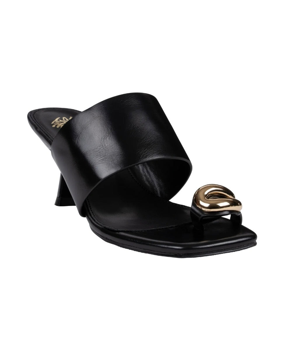 Carmela Black Toe Ring Dress Sandals