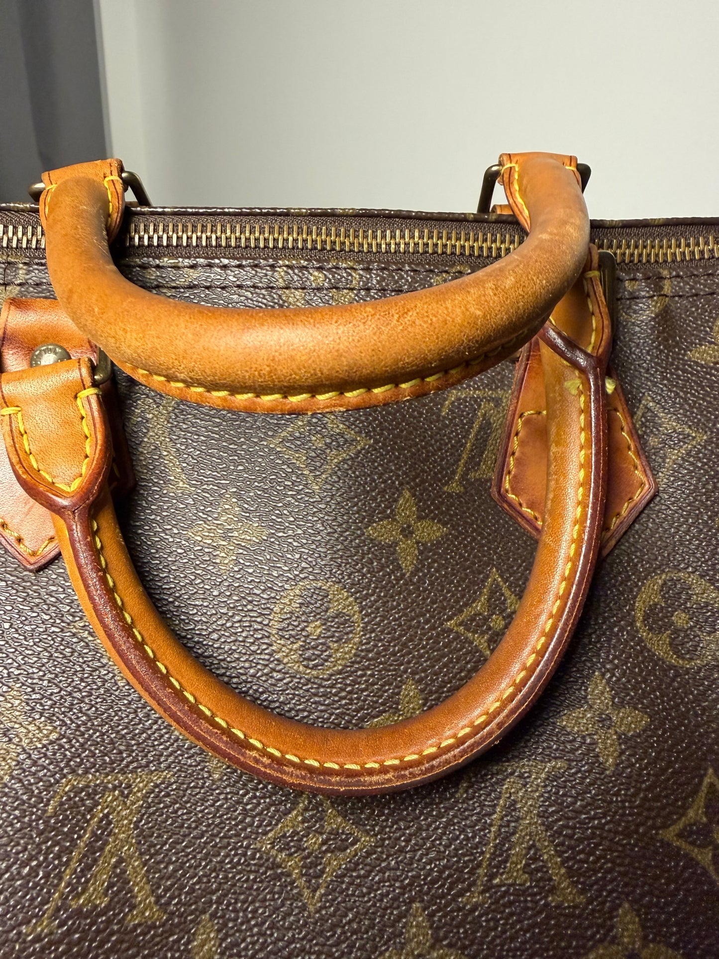 Louis Vuitton Speedy 35 Monogram Canvas