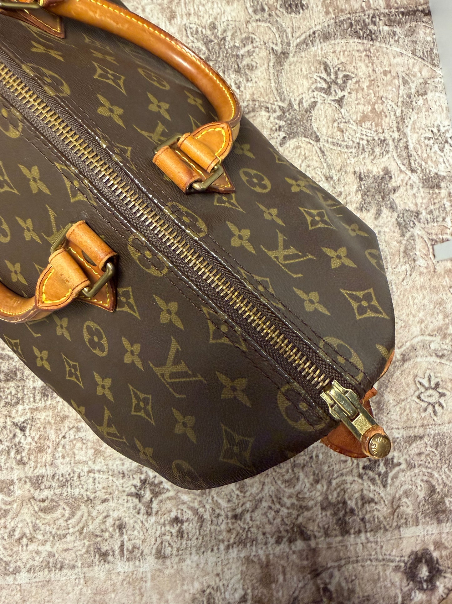 Louis Vuitton Speedy 35 Monogram Canvas