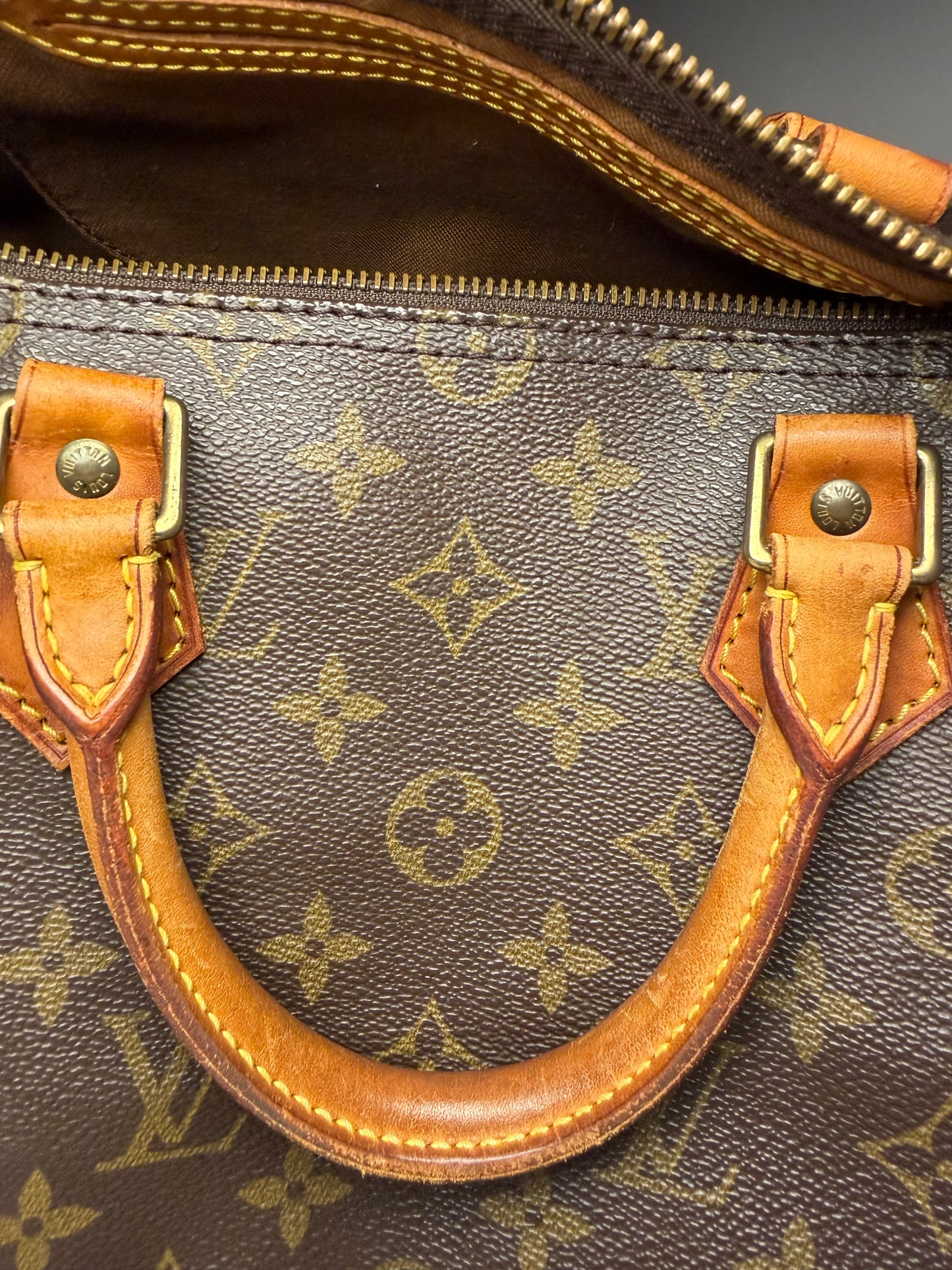 Louis Vuitton Speedy 35 Monogram Canvas