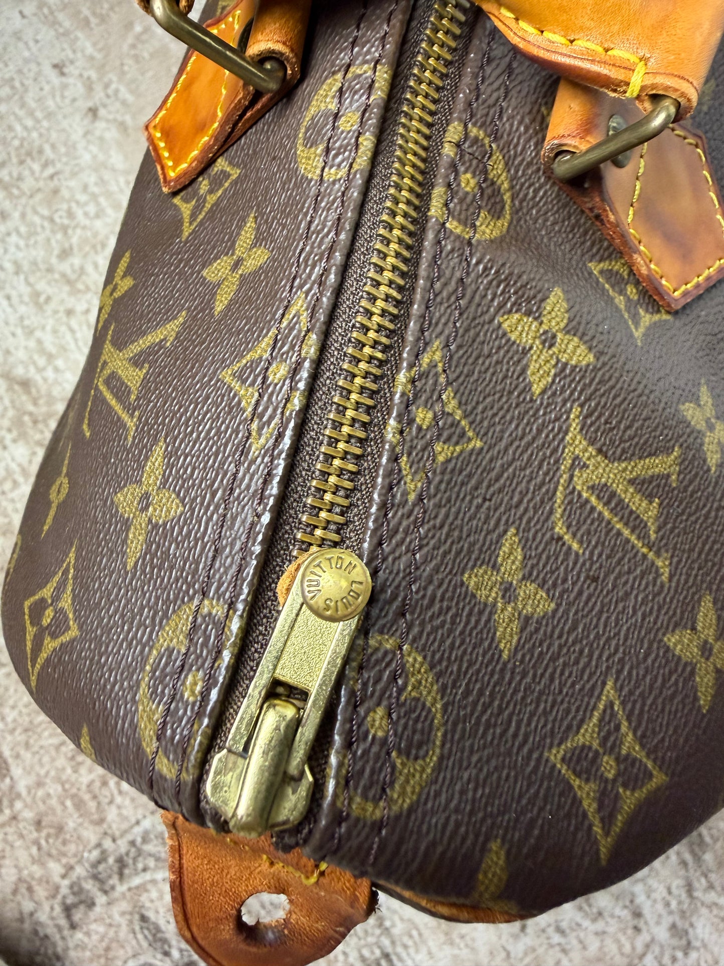 Louis Vuitton Speedy 35 Monogram Canvas